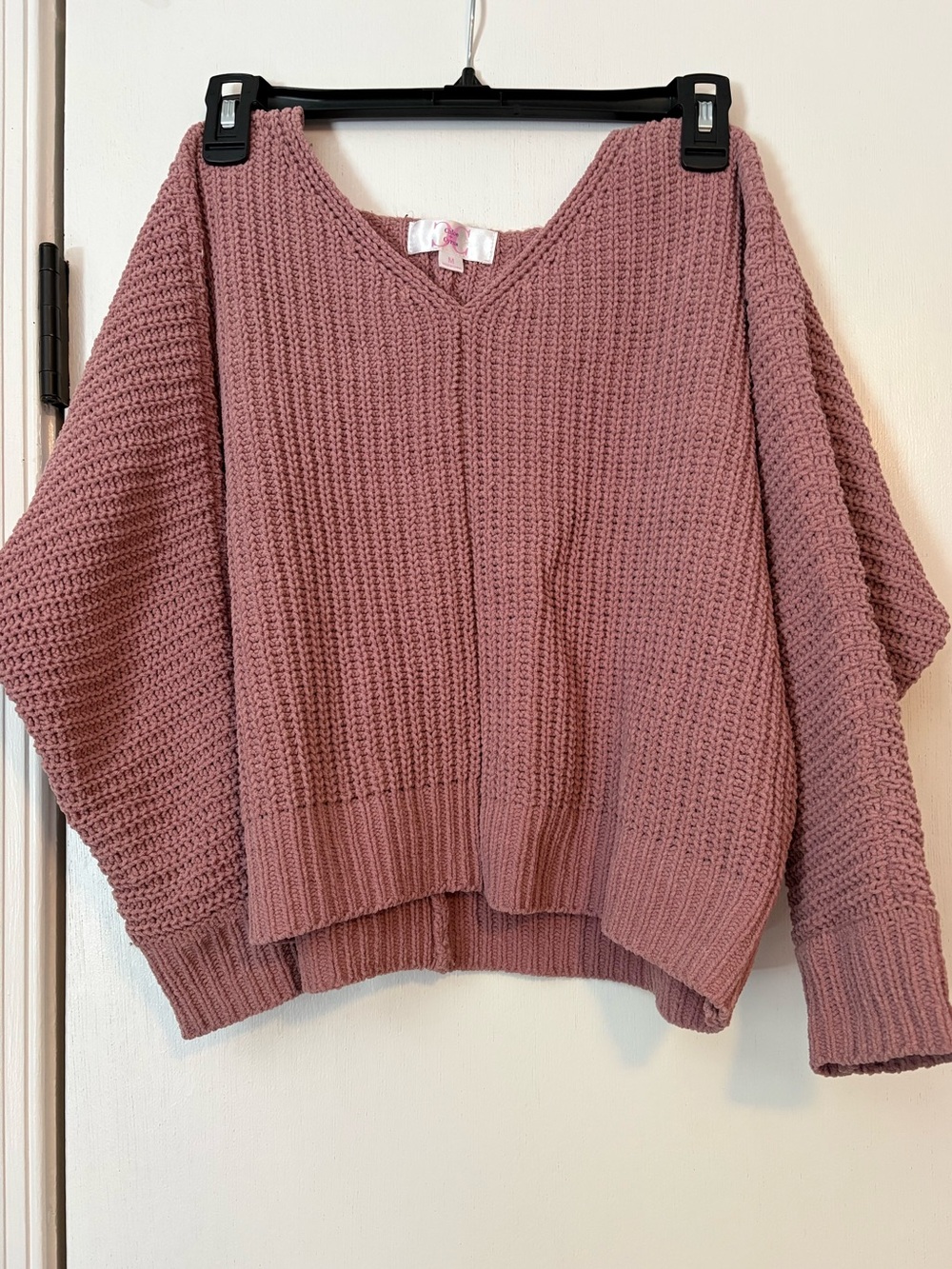 Cozy V-Neck Chunky Knit Sweater in Dusty Mauve